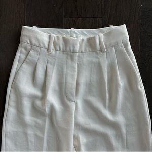 Aritzia The Effortless Pant Light Burch Size 4